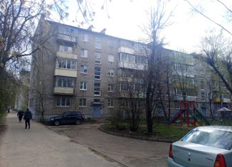 Продам 2-ком. квартиру, 42.5 м2, Тверь, Московский район, проспект Победы, 52