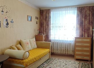 Продажа 4-комнатной квартиры, 75.3 м2, Невинномысск, улица Калинина, 149