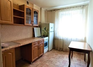 Продам 2-ком. квартиру, 48.9 м2, Нижний Новгород, улица Строкина, 15, улица Строкина