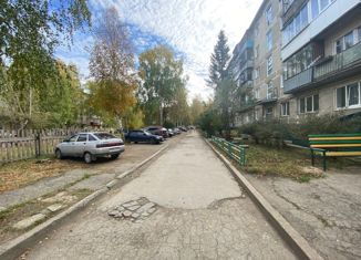 Продам 3-ком. квартиру, 58 м2, город Верхний Уфалей, улица Прямицына, 35