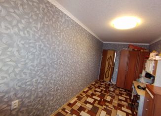 Продается 2-комнатная квартира, 44.3 м2, поселок городского типа Джалиль, улица Ахмадиева, 14