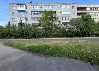 Продается однокомнатная квартира, 32 м2, Санкт-Петербург, улица Костылева, 16