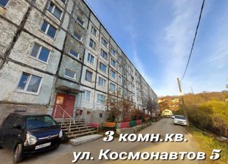 Продам 3-комнатную квартиру, 61.2 м2, Петропавловск-Камчатский, улица Космонавтов, 5, микрорайон Сероглазка