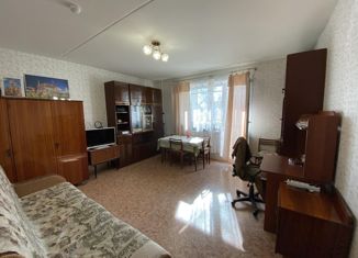 Продается 2-ком. квартира, 47.5 м2, село Култаево, Нижнемуллинская улица, 1