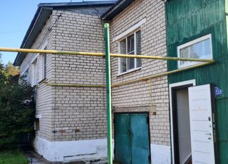 Продается дом, 84 м2, поселок городского типа Парфино, улица Карла Маркса