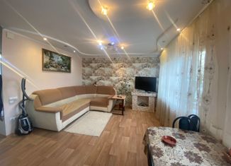 Продаю 4-комнатную квартиру, 58.7 м2, Усинск, улица Нефтяников, 46