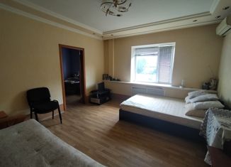 Продается двухкомнатная квартира, 44.6 м2, станица Динская, переулок Комарова, 2