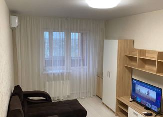 Продаю 2-ком. квартиру, 65.2 м2, Краснодар, улица Петра Метальникова, 38, микрорайон имени Евгении Жигуленко