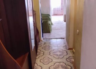 Продам двухкомнатную квартиру, 43 м2, посёлок городского типа Иноземцево, улица 50 лет Октября, 12