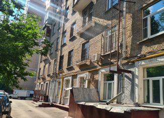 Продаю 2-комнатную квартиру, 77.8 м2, Москва, Перовская улица, 54/54, метро Перово