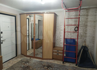 Продажа 3-комнатной квартиры, 73.5 м2, поселок городского типа Уренгой, микрорайон Геолог, 28