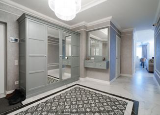 Продается 3-комнатная квартира, 120 м2, Батайск, улица Северная Звезда, 10к1