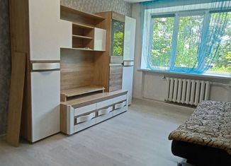 Продаю 2-ком. квартиру, 44 м2, Черняховск, Дачная улица, 15