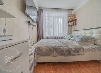 Продам 2-ком. квартиру, 41.8 м2, Санкт-Петербург, улица Матроса Железняка, 35, улица Матроса Железняка