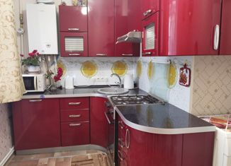 Продается 1-ком. квартира, 35 м2, Боровск, улица Володарского, 38