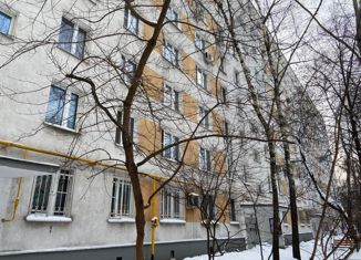 Продам 2-комнатную квартиру, 45 м2, Москва, улица 50 лет Октября, 27, метро Говорово