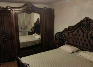 Продается 2-комнатная квартира, 55 м2, Нальчик, улица Пачева, 63А, район Центр