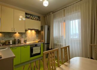 Продам однокомнатную квартиру, 43.1 м2, Великие Луки, Вокзальная улица, 24Б