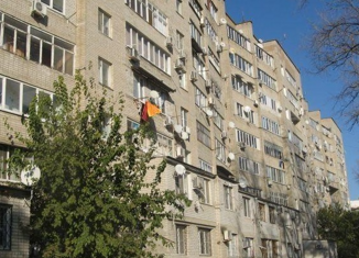 Продаю двухкомнатную квартиру, 43 м2, Краснодарский край, улица Кати Соловьяновой, 84