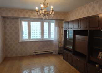 Продается 4-комнатная квартира, 71 м2, Москва, Беловежская улица, 17, Можайский район