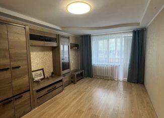 Продается 1-ком. квартира, 31 м2, Татарстан, улица Нахимова, 2