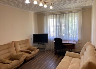 Трехкомнатная квартира на продажу, 63.5 м2, поселок Береговой, улица Невельского, 4