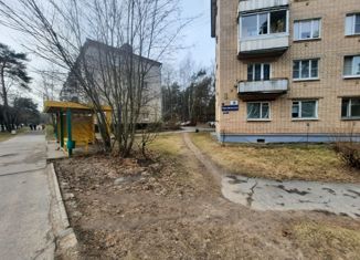 Продажа двухкомнатной квартиры, 43.1 м2, Ленинградская область, Комсомольская улица, 9