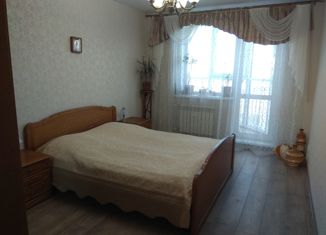 Четырехкомнатная квартира на продажу, 85.2 м2, Барнаул, улица Никитина, 107