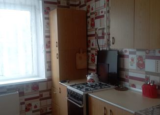 Продается трехкомнатная квартира, 62.1 м2, рабочий посёлок Шилово, Индустриальная улица, 27