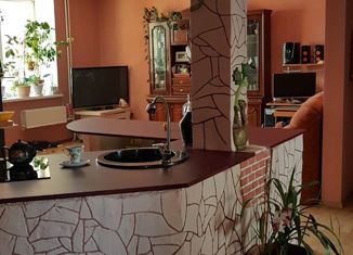 Продажа трехкомнатной квартиры, 90 м2, Новосибирск, Софийская улица, 1/1, Софийская улица