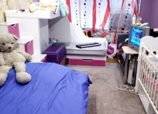 Комната на продажу, 13.2 м2, Нижнекамск, проспект Вахитова, 9