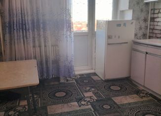 Продажа двухкомнатной квартиры, 40 м2, Оренбургская область, Омская улица, 50