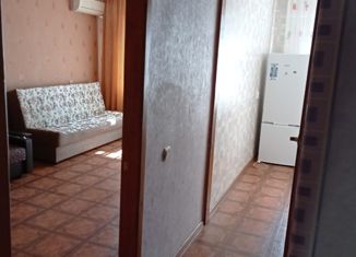 Продаю 1-комнатную квартиру, 32 м2, Каменск-Шахтинский, улица Гагарина, 4