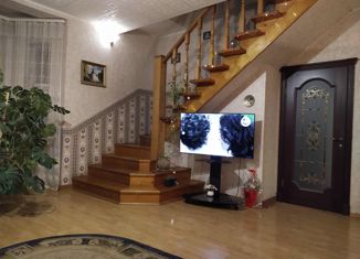 Продаю пятикомнатную квартиру, 152.6 м2, Рыбинск, улица Зои Космодемьянской, 33