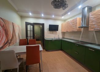 Продам трехкомнатную квартиру, 74 м2, Москва, Электролитный проезд, 16к1, метро Нагорная