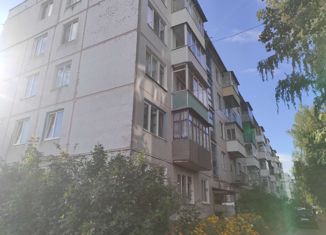 Продаю трехкомнатную квартиру, 55.4 м2, Карачев, Первомайская улица, 123