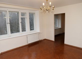 Продажа 3-ком. квартиры, 55 м2, Санкт-Петербург, Альпийский переулок, 6, метро Проспект Славы