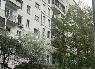 Продам 3-ком. квартиру, 53 м2, Москва, 3-я Гражданская улица, 6, Бульвар Рокоссовского