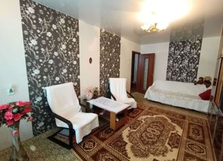 Продается 2-комнатная квартира, 49.2 м2, посёлок Ждановский, Школьная улица, 31