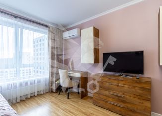 Продаю двухкомнатную квартиру, 69 м2, Москва, улица Александры Монаховой, 92к2