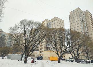 3-комнатная квартира на продажу, 70.3 м2, Санкт-Петербург, Богатырский проспект, 7к5, метро Пионерская