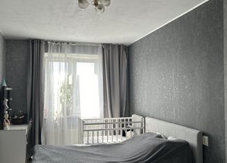 Продам 2-комнатную квартиру, 56 м2, Копейск, улица Калинина, 17А