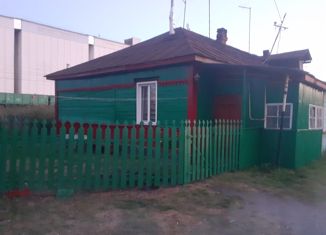 Продается 2-ком. квартира, 37 м2, поселок городского типа Марьяновка, Железнодорожная улица, 12