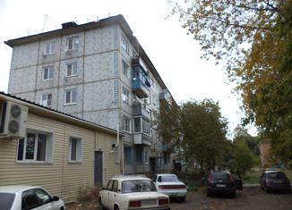 2-комнатная квартира на продажу, 48 м2, Калачинск, улица Черепова, 60