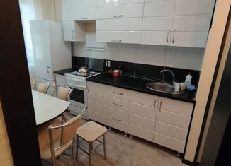 Продам 1-ком. квартиру, 29 м2, Октябрьский, улица Новоселов, 14