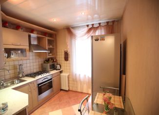 Однокомнатная квартира на продажу, 33.9 м2, поселок городского типа Знаменка, улица Ленина, 13