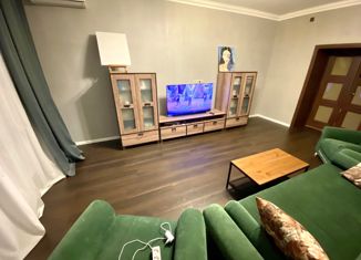 Продаю 2-ком. квартиру, 62 м2, Москва, улица Барклая, 12, улица Барклая