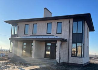 Продам таунхаус, 119.9 м2, село Большие Кабаны, улица Михаила Девятаева, 21