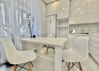 Продается 2-ком. квартира, 47.4 м2, Казань, улица Александра Курынова, 4, ЖК Светлая Долина