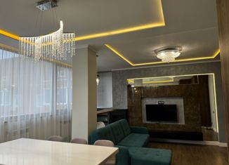 Продается трехкомнатная квартира, 95 м2, Якутск, улица Кальвица, 30